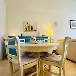 Sweet Portas Da Rocha 1-bedroom Apartament