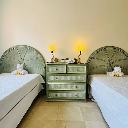 Portas Da Rocha T1 By Sweet Apartman