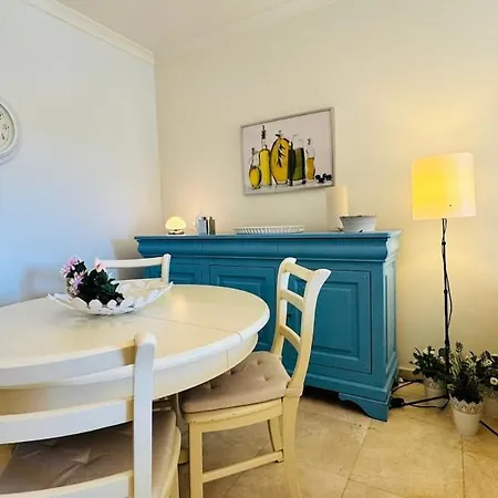 Portas Da Rocha T1 By Sweet Apartman